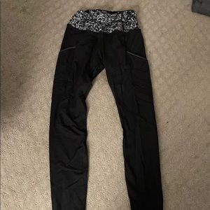 Black lululemon leggings